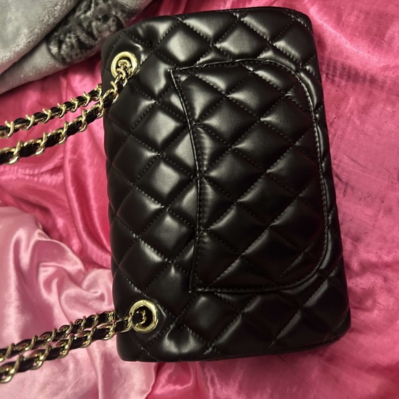 Chanel handBag - Picture 5 of 5